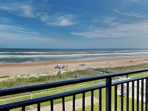 Condo (2 Bedrooms) | Servicio de la propiedad
