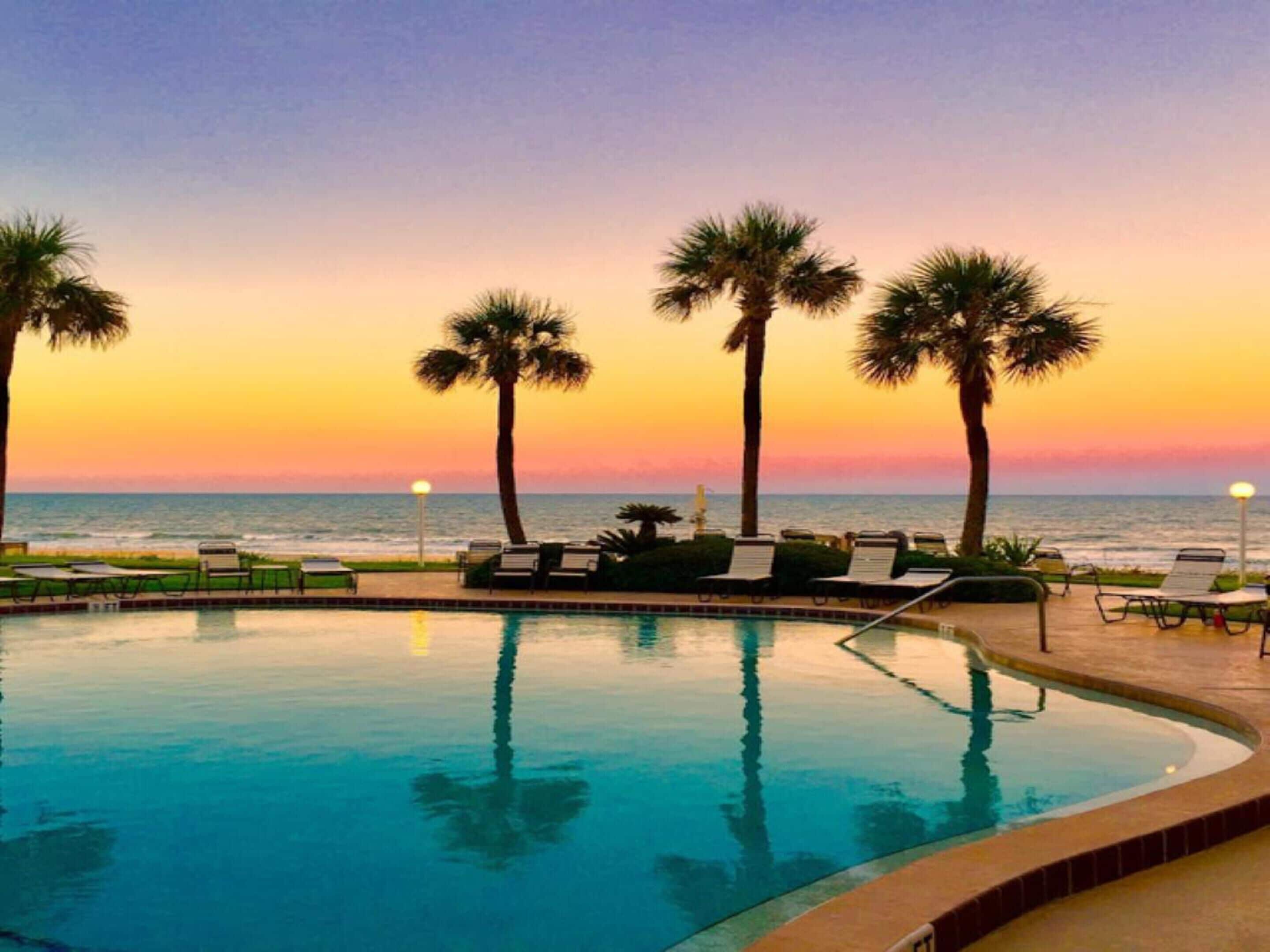 Condo (2 Bedrooms) | Property amenity