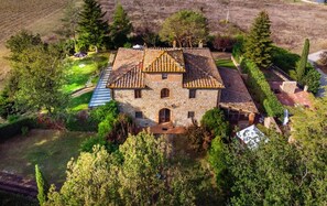 Exterior - Il Pergolato Apartment – Villa Assolata (Pietraviva)