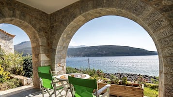 Exclusive Villa | Balcony view