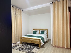 Habitación Confort, balcón, vista a la ciudad