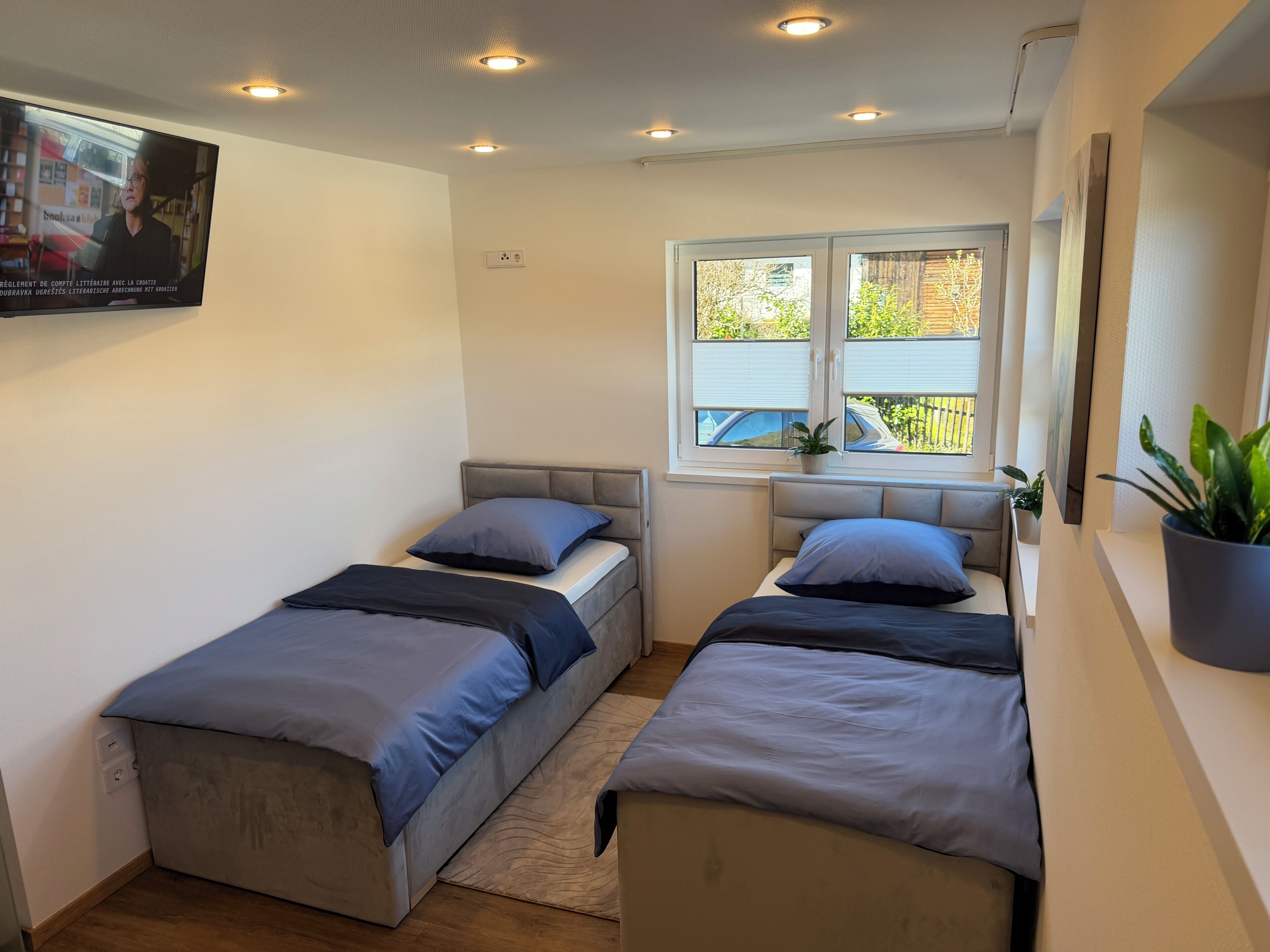 2 chambres, fer et planche à repasser, Wi-Fi gratuit, draps fournis