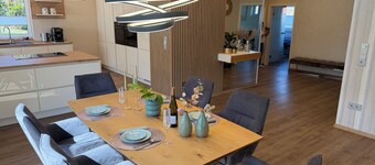 Family-friendly vacation home in the Vulkaneifel with 2 bathrooms and dream kitchen