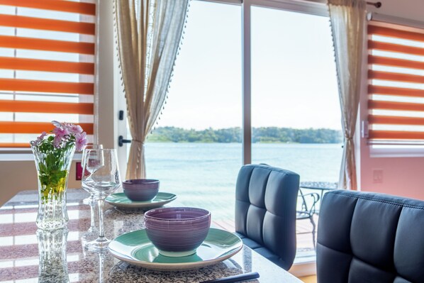 In-room safe, free WiFi - Coral Wing Casitas (Bastimentos)