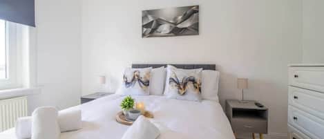Ferros/tábuas de passar roupa, Wi-Fi de cortesia, roupa de cama