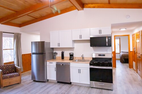 Forest-View 2BR Cabin | Porch + Outdoor Activities