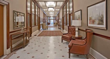 1BR Queen Suite | Free Breakfast + Near Waterfront