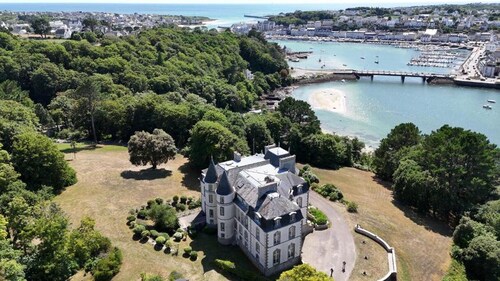 Studio classé 2* Gites de France - Château de LOCQUERAN - Chèques papier ANCV