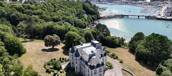 Studio 2* Gites de France - Château de LOCQUERAN - ANCV paper cheques