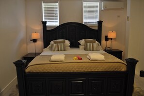 1 chambre, fer et planche à repasser, Wi-Fi gratuit, draps fournis
