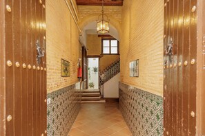 Interior - Heart of Seville - Barrio Santa Cruz - WiFi / AC (Sevilla)