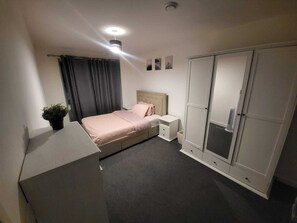2 bedrooms, WiFi, bed sheets - 2 Bedroom flat Cricklewood (London)