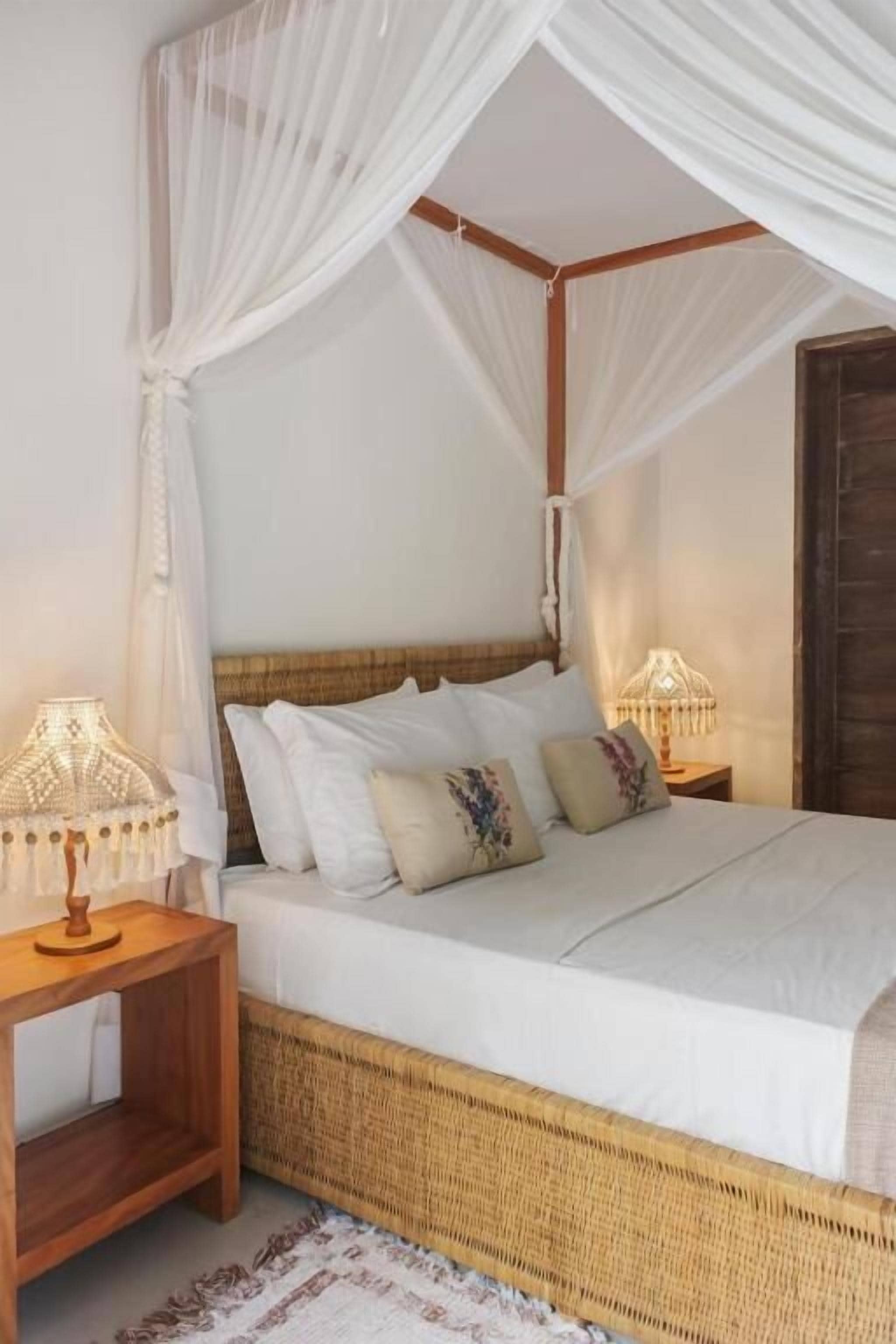 Deluxe Studio Suite, Garden View