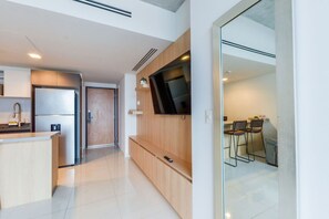 Interior - ¡New in Santa Lucía! 4 guests, GYM, Pool, Parking (Monterrey)