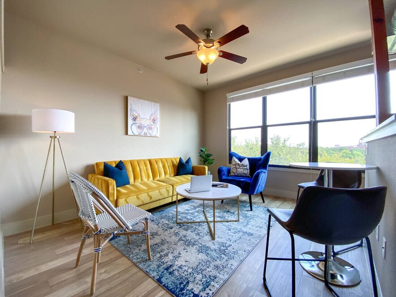 リビング エリア