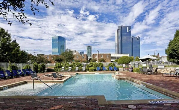 Pool - Getaway with in-suite laundry, walk Downtown! (Fort Worth)