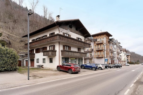 Exterior. Room 'Bed and Breakfast Pellizzano'