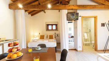 1 slaapkamer, een bureau, wifi, beddengoed