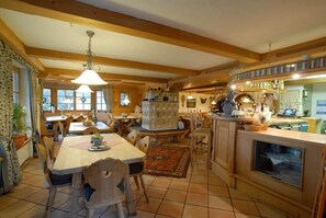 Dining - Holiday apartment Wiesenweg (Seeg)