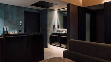 Executive Double Room, 1 Bedroom, Non Smoking, Private Bathroom
