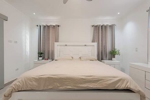 3 Schlafzimmer, Bügeleisen/Bügelbrett, WLAN, Bettwäsche