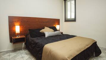 1 bedroom, iron/ironing board, internet, bed sheets