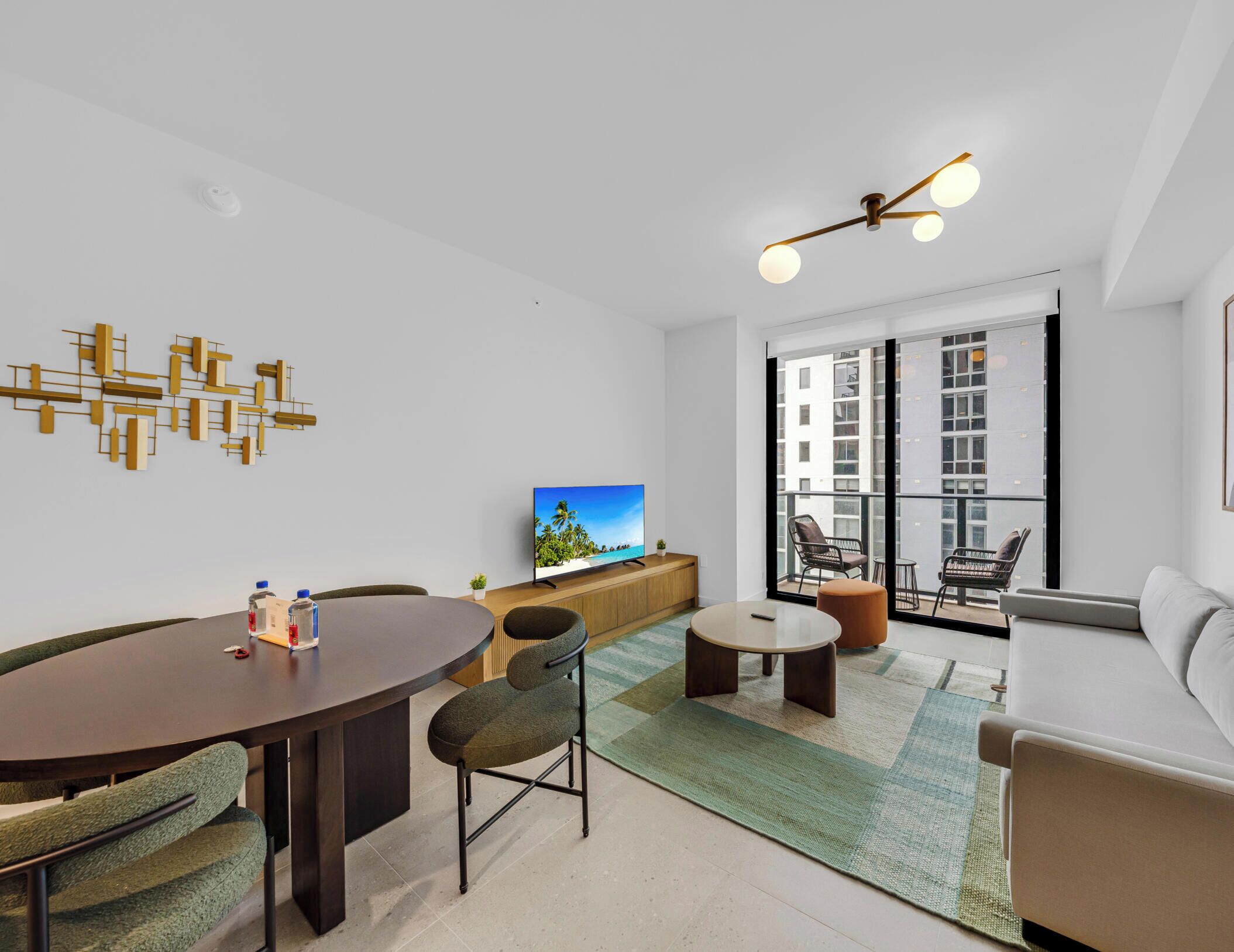 Apartment, Balkon, Stadtblick | Wohnbereich