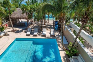 Pool - Sueño del Mar: Beautiful 6-bedroom beachfront villa with chef and pool (Tulum)