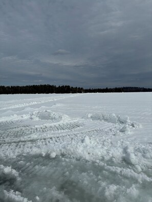 Front of property - Tamar Vacations (Temagami)