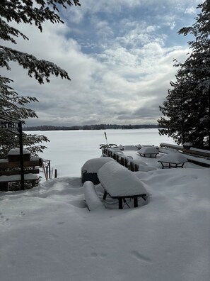 Front of property - Tamar Vacations (Temagami)