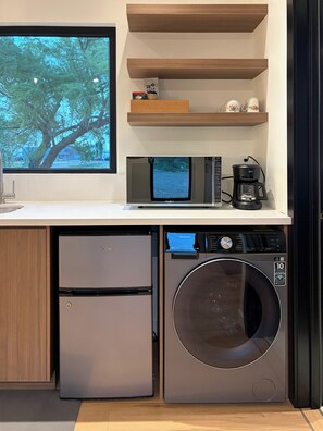 Interior - Armando Rempel (Cuauhtemoc)