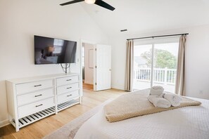 9 bedrooms, desk, travel cot, WiFi - 9BR Ocean Estate • Pool • Hot Tub, 350 FT to Beach (Virginia Beach)