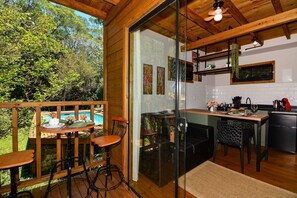 Dining - Aconchegante Cabana em Sambaqui - NDI013 (Florianópolis)