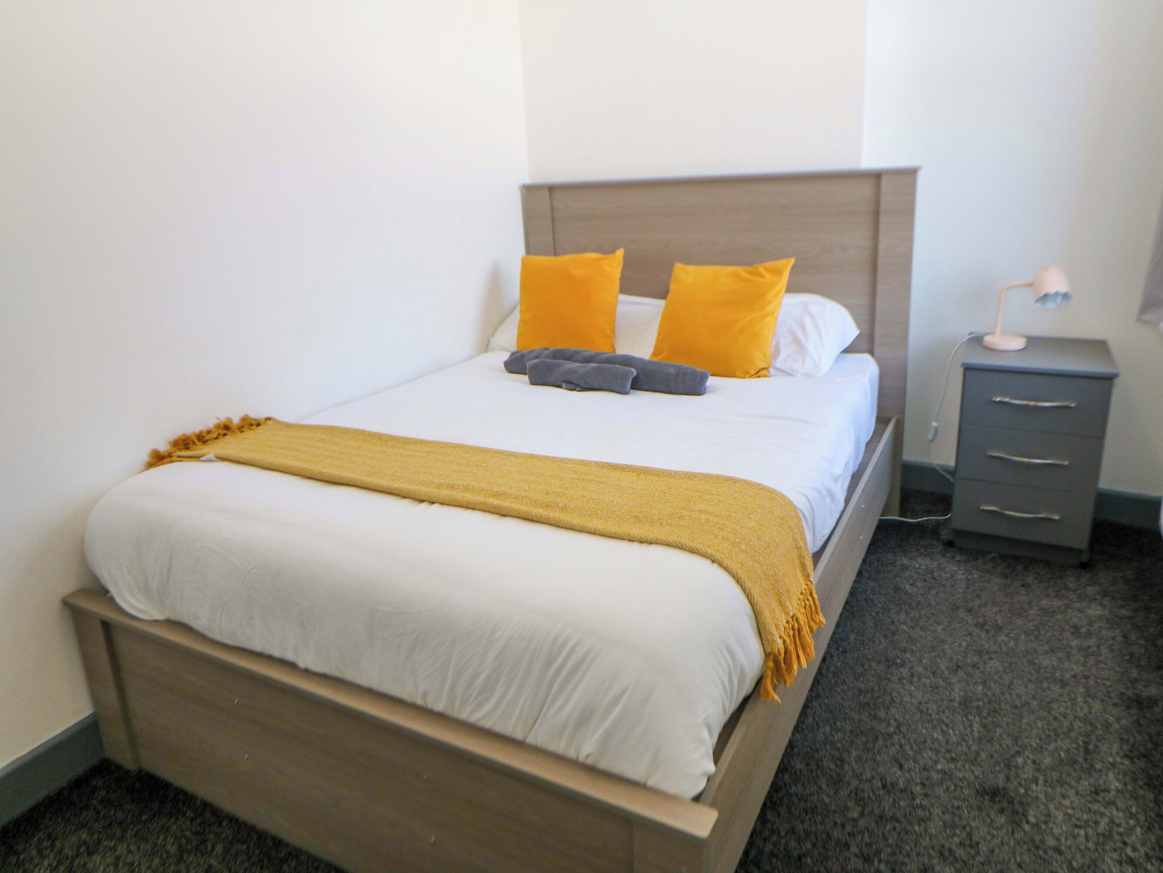 3 bedrooms, WiFi (free), individually decorated, individually furnished