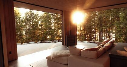 Nine Horizons Sunny Westside Forests and Oceans views. Super Private and Spa.