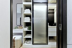 Interior - Title Legendary Bangtao: Pool Access (Choeng Thale)