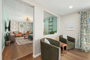 TV, video games, offices - Lakefront | Grill | Bunk Beds | Sleeps 6 (Akron)