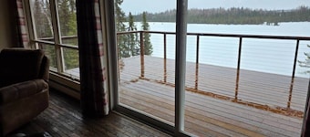 1/2 Duplex house on Denise Lake 3 beds/2 baths