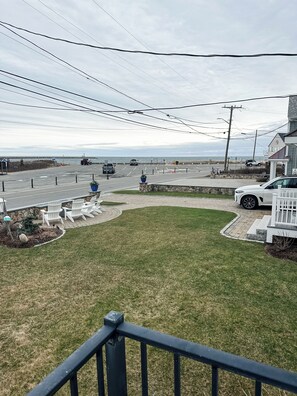 Property grounds - Charming 2-bedroom cottage Newly Renovated in peaceful Sandwich (Sandwich)