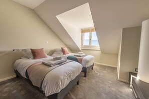 Room - Le Duplex Plage - 2 ch, terrasse vue lac (Veyrier-du-Lac)