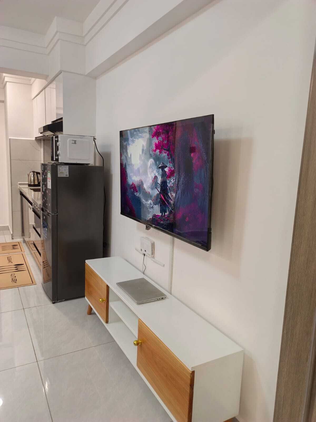 Deluxe Apartment, City View | Private kitchen