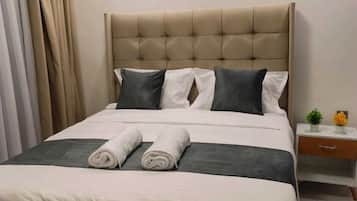 Deluxe Apartment, City View