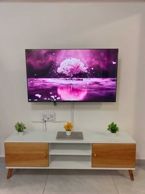 Deluxe Apartment, City View | Interior - SHANGRILA  (Nairobi)