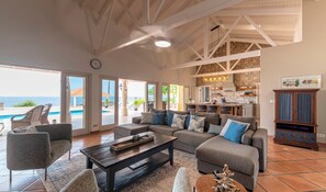 Living area - Villa Ocean's Ten l Oceanfront ～ Ocean Access l Coral Estate Resort (Sint Willibrordus)