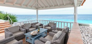 Property grounds - Villa Ocean's Ten l Oceanfront ～ Ocean Access l Coral Estate Resort (Sint Willibrordus)