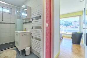 Hair dryer, towels - Le Nid d'Arcachon - proche plage (Arcachon)