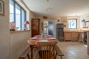 Dining - Da di Ar Mor - À 10 min de la plage en voiture (Locmiquélic)