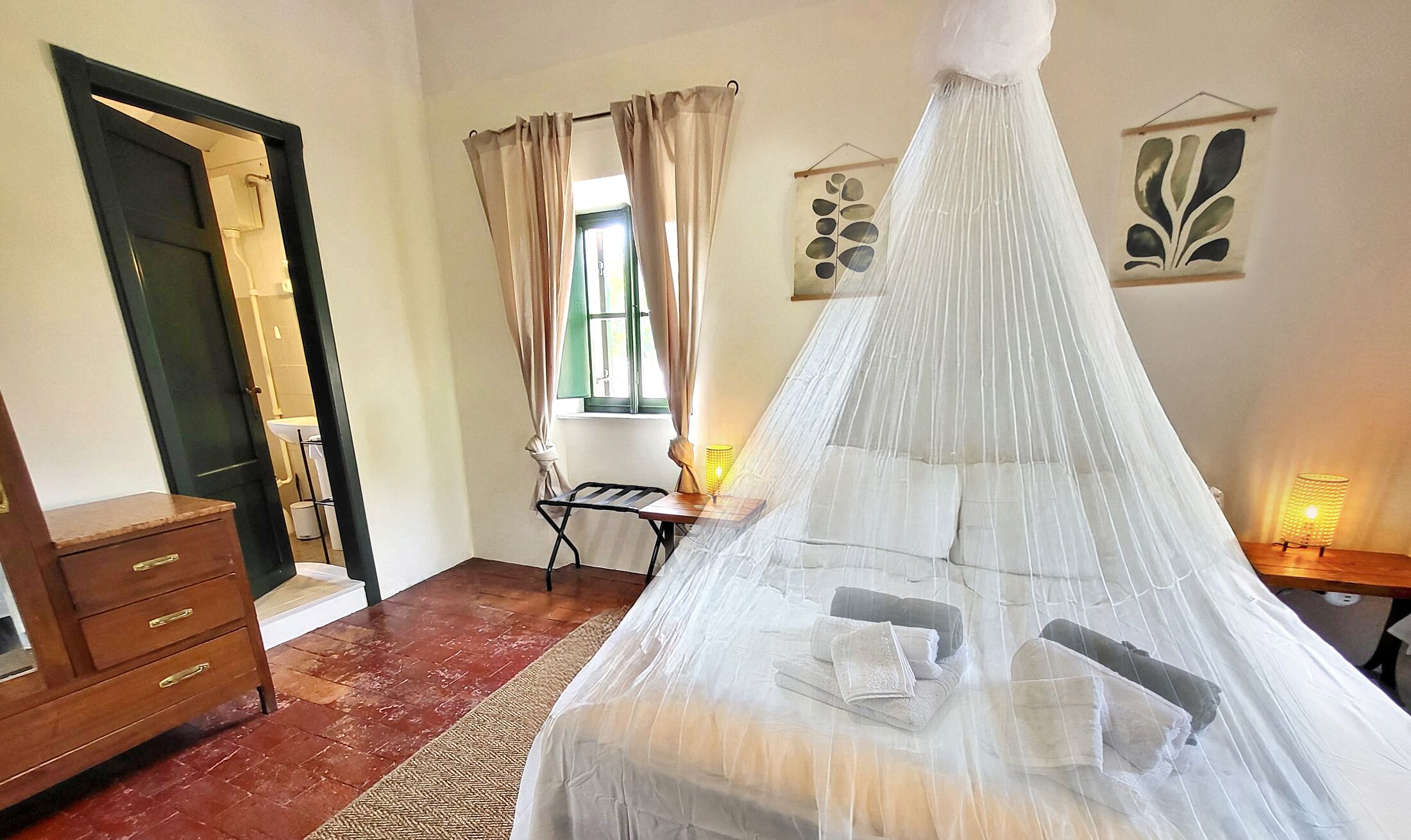 5 Schlafzimmer, Bügeleisen/Bügelbrett, Reisekinderbett, kostenloses WLAN