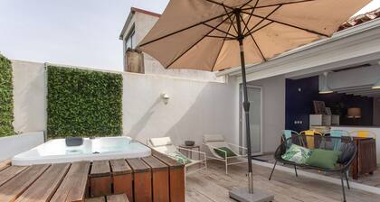 Casa Tejo Villa with Jacuzzi: Private Terrace, Wi-Fi & Air Conditioning