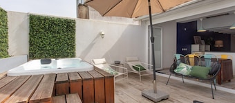 Casa Tejo villa con jacuzzi: Terraza Privada, Wi-Fi y Aire Acondicionado